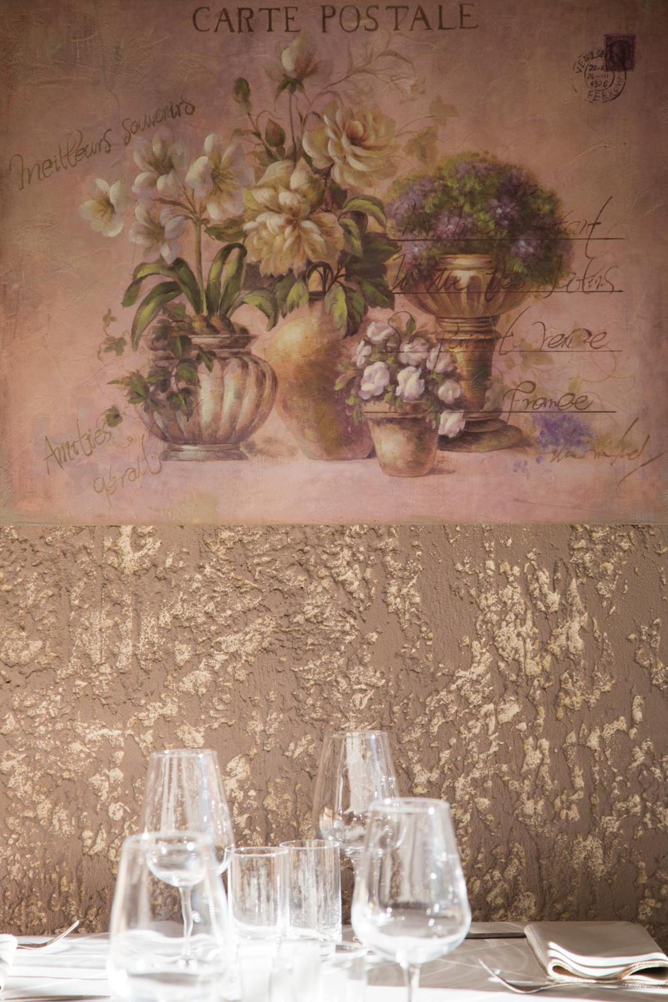 Logis Hotel Restaurant La Farigoule Sainte-Cecile-les-Vignes Екстер'єр фото