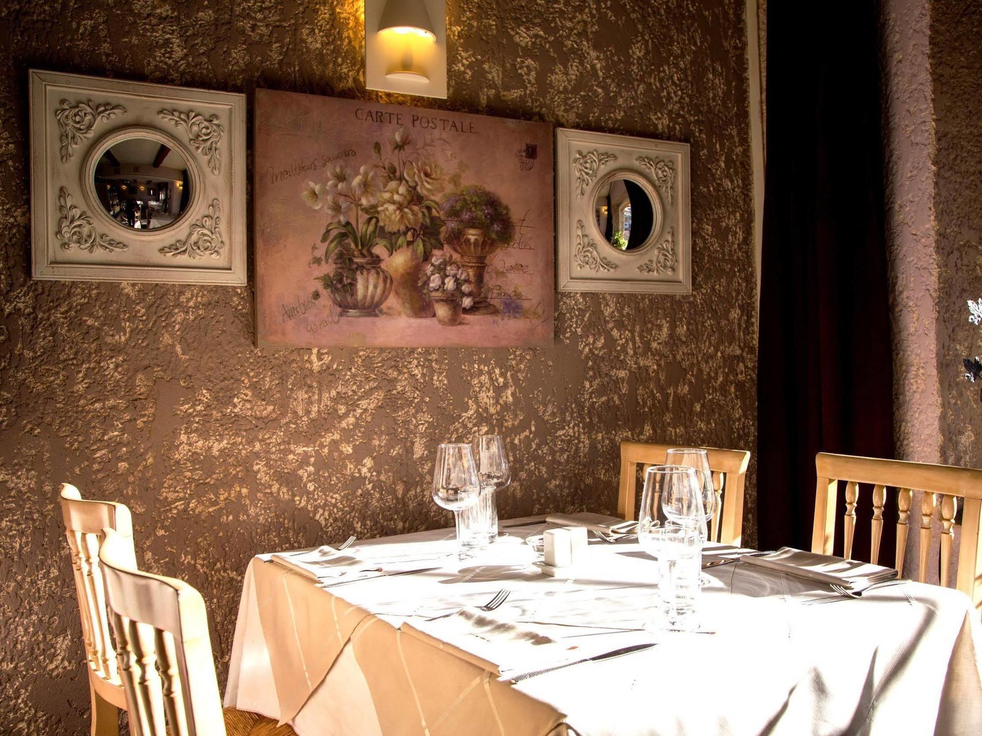 Logis Hotel Restaurant La Farigoule Sainte-Cecile-les-Vignes Екстер'єр фото